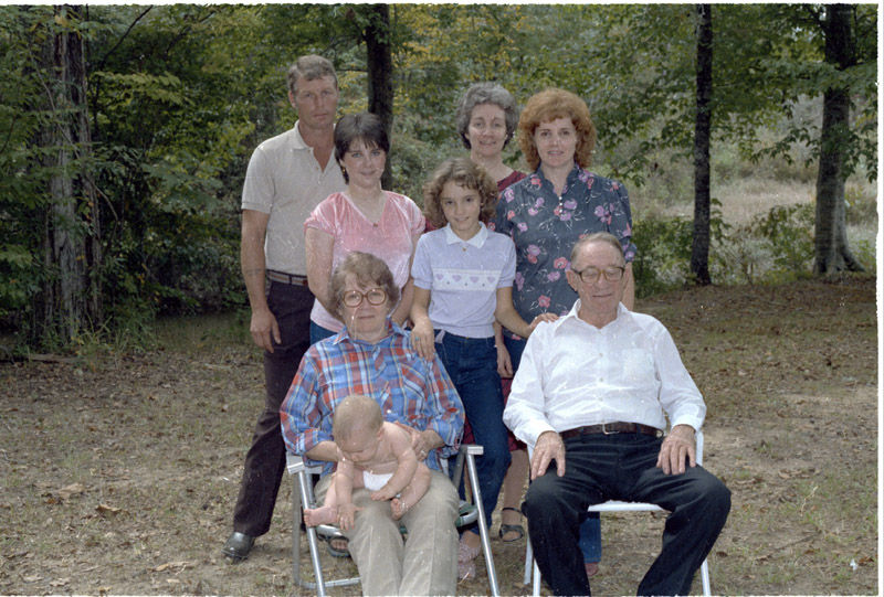 uncle-aubrey-&-his-family---fall-1984.jpg