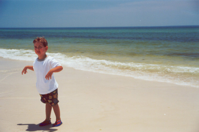 fl-2000---graham-throwing-fit-on-beach.jpg