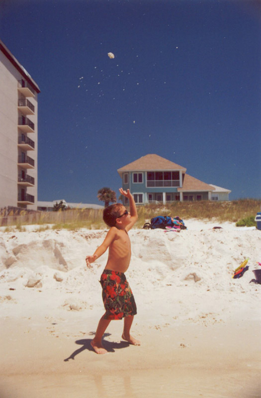 fl-2000---jeremy-throwing-sand.jpg