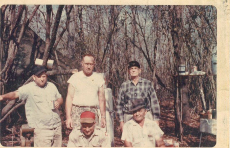 elbrey-with-hunting-friends,-march-1966.jpg
