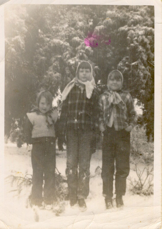 june,-janice-&-judy-in-snow.jpg